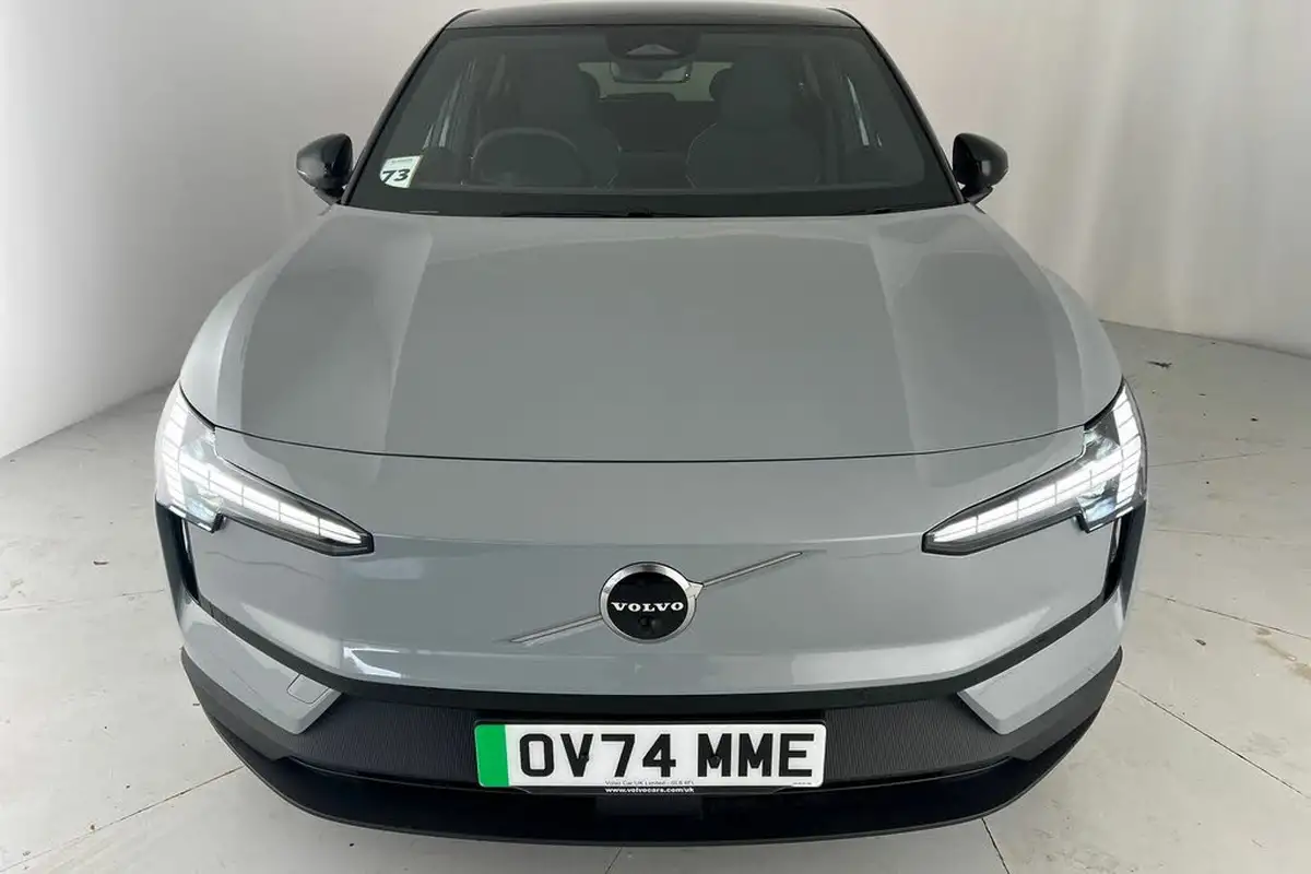 2024-volvo-ex30-e-single-motor-ultra-big-39