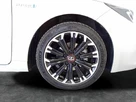 2021-toyota-corolla-18-vvt-i-gr-sport-17in-alloy-wheelstrk-touring-sports-small-29