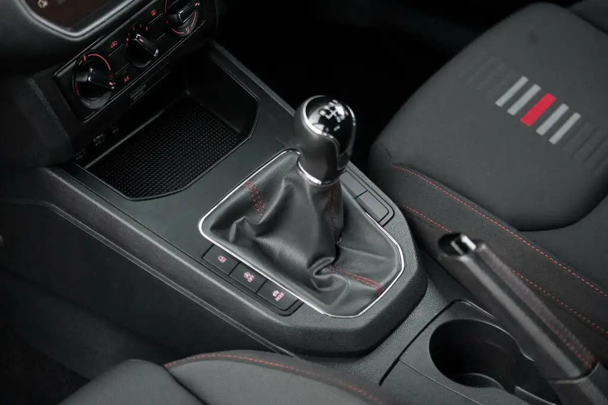 2020-seat-ibiza-10-tsi-fr-115ps-big-37