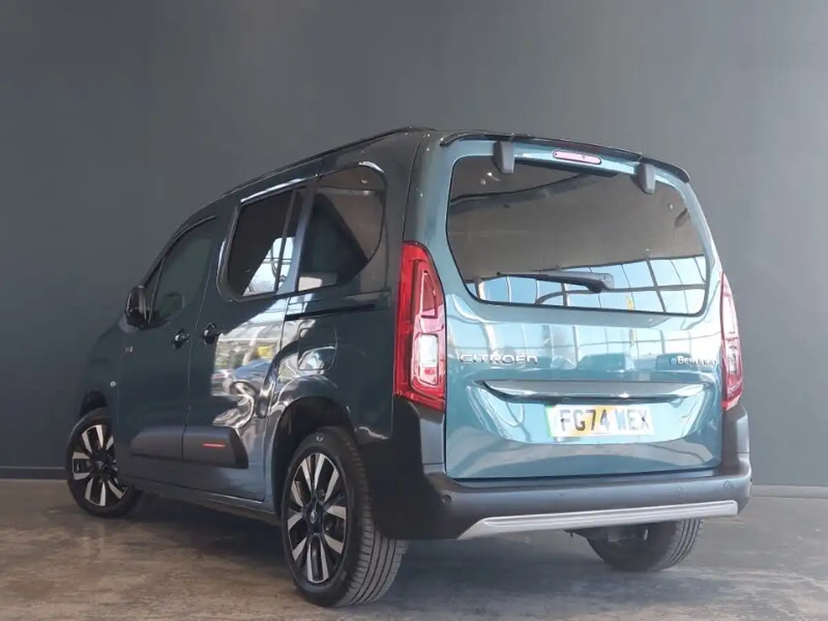 2024-citroen-berlingo-e-max-m-size-big-1