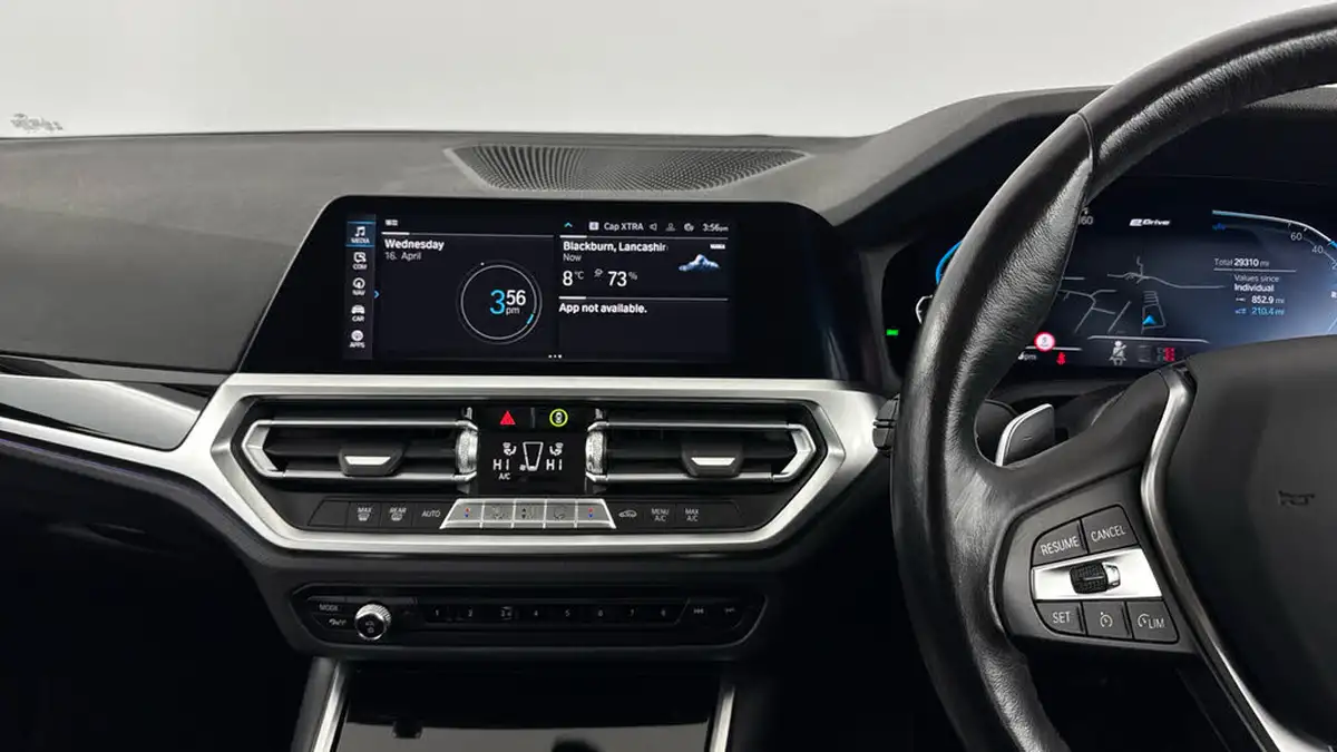 2021-bmw-3-series-20-330e-xdrive-se-pro-saloon-4d-big-11