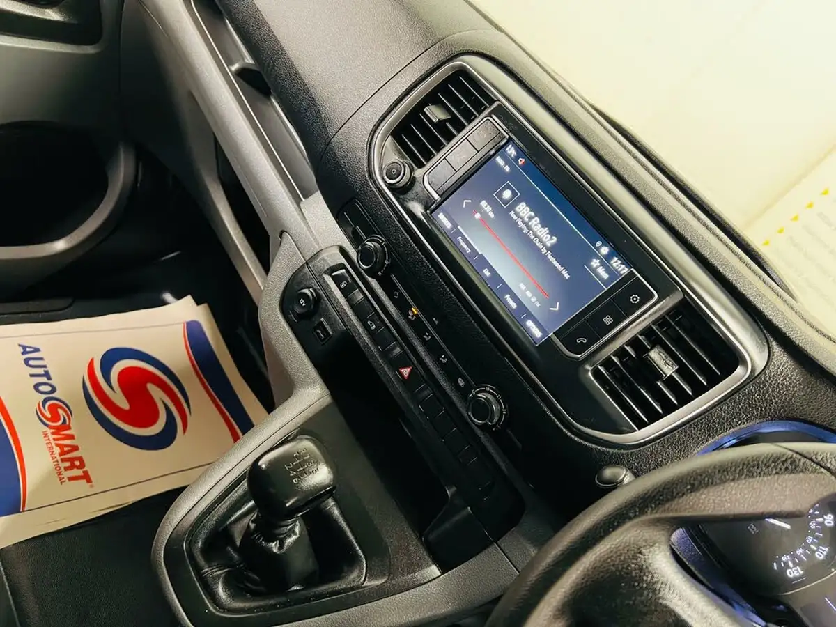 2019-vauxhall-vivaro-15td-2900-l2h1-dynamic-big-31
