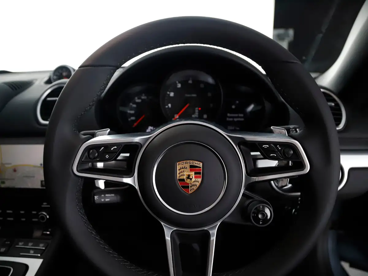 2025-porsche-boxster-718-20-boxster-pdk-big-12