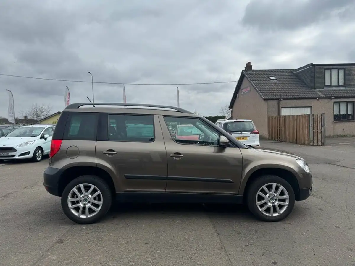 2013-skoda-yeti-12-elegance-105ps-dsg-big-7