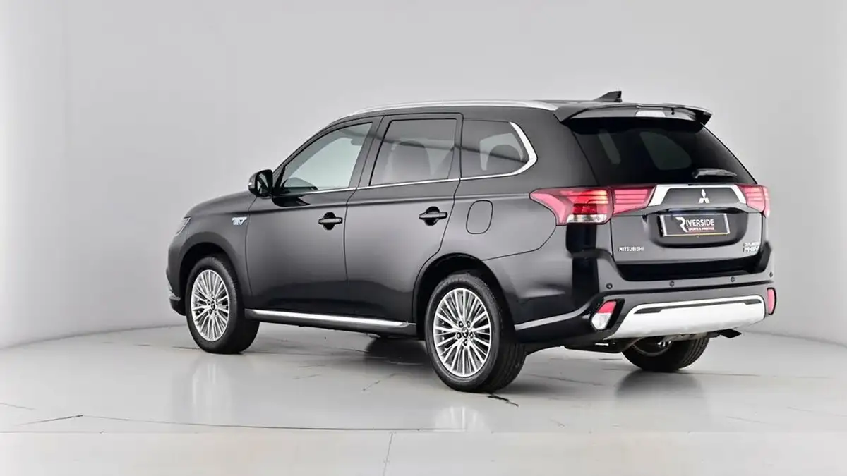 2019-mitsubishi-outlander-24-5hs-phev-big-63