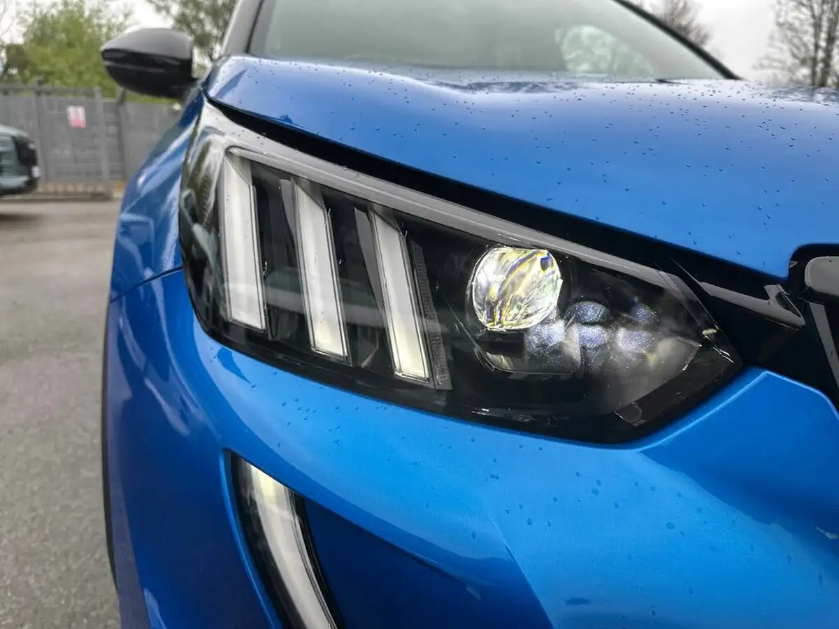 2021-peugeot-2008-suv-12-puretech-gt-premium-130bhp-eat8-big-31