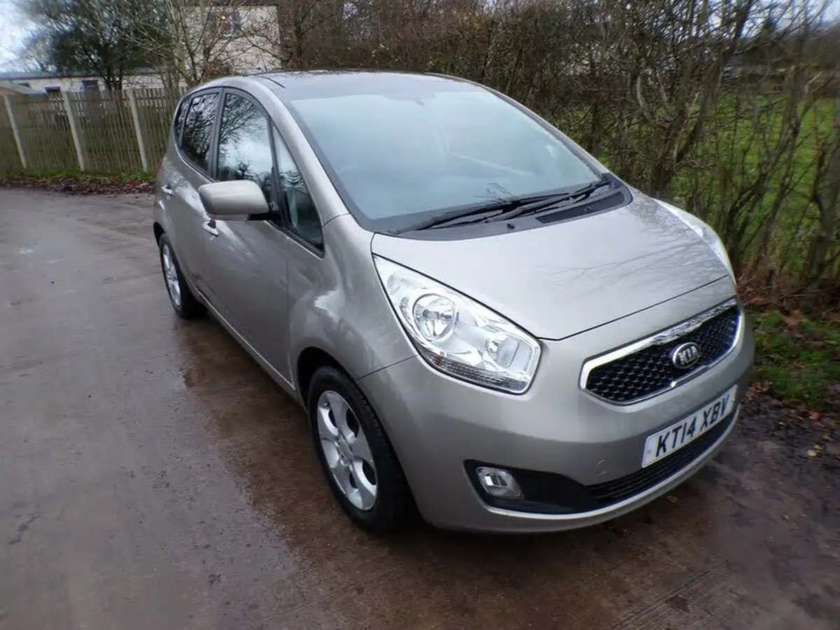2014-kia-venga-16-3-sat-nav-isg-big-1