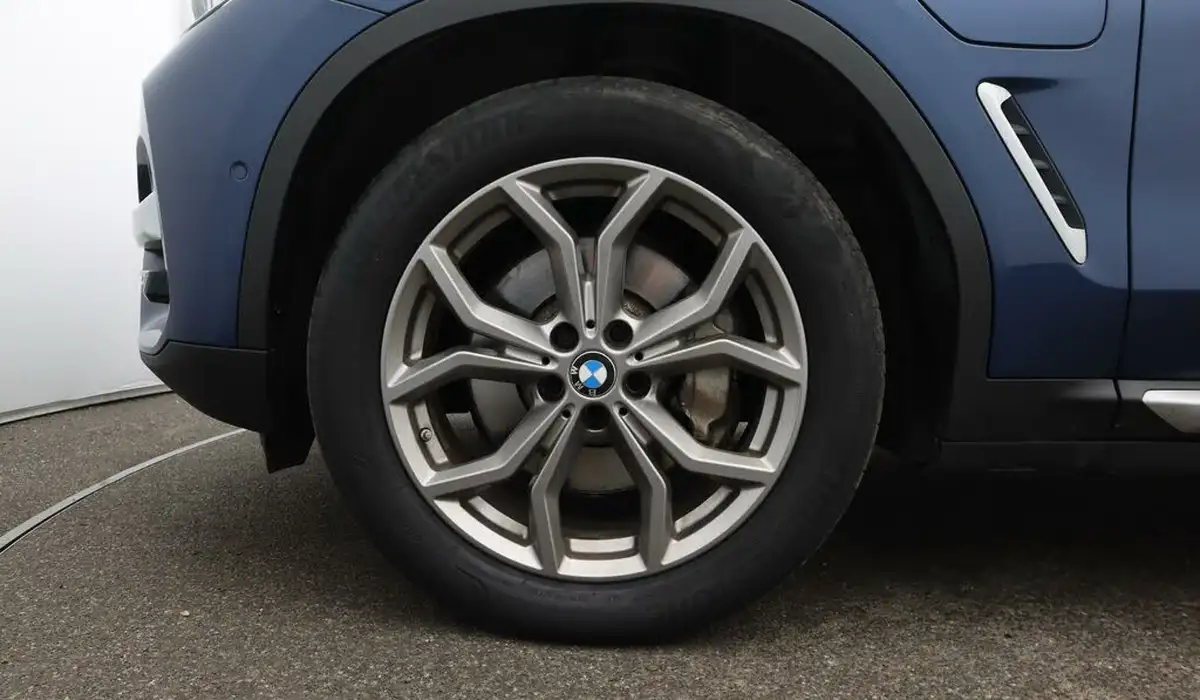 2021-bmw-x3-20-xdrive-30e-xline-big-18