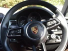 2022-porsche-macan-20-small-21