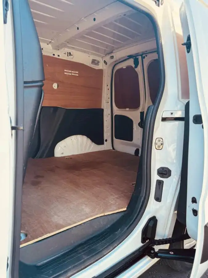 2019-vauxhall-combo-15cdti-edition-2000-130pseu6d-t-panel-auto-big-7