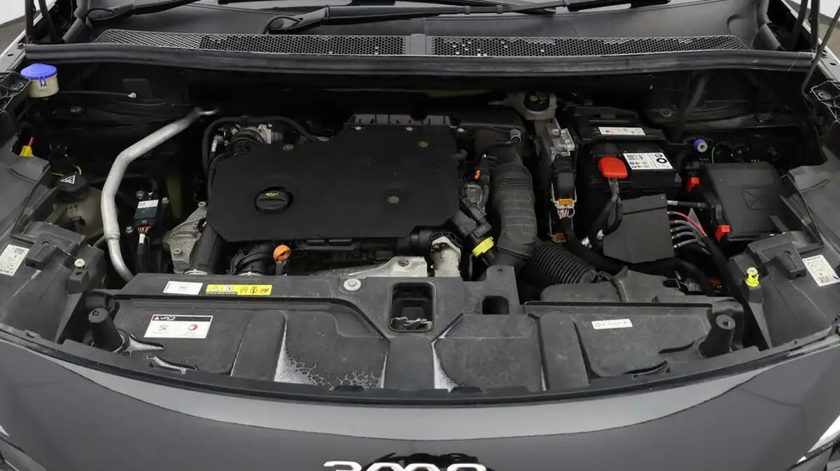 2021-peugeot-3008-suv-15-bluehdi-allure-eat8-big-18