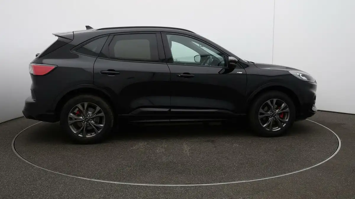 2022-ford-kuga-big-8