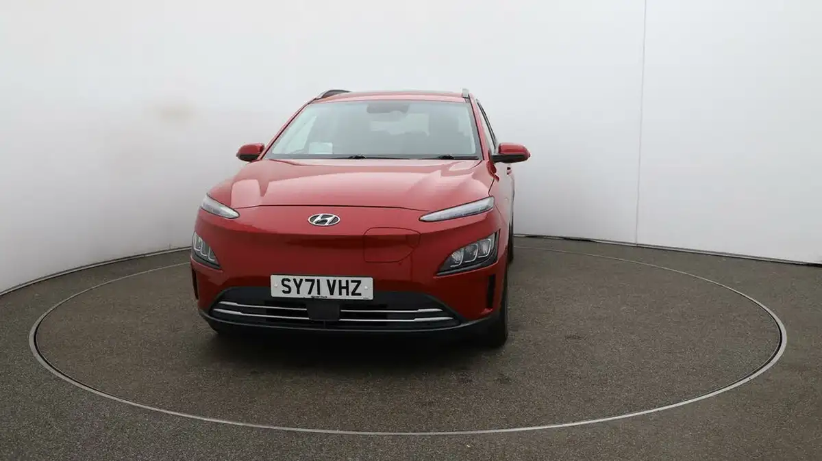 2021-hyundai-kona-e-ultimate-big-32