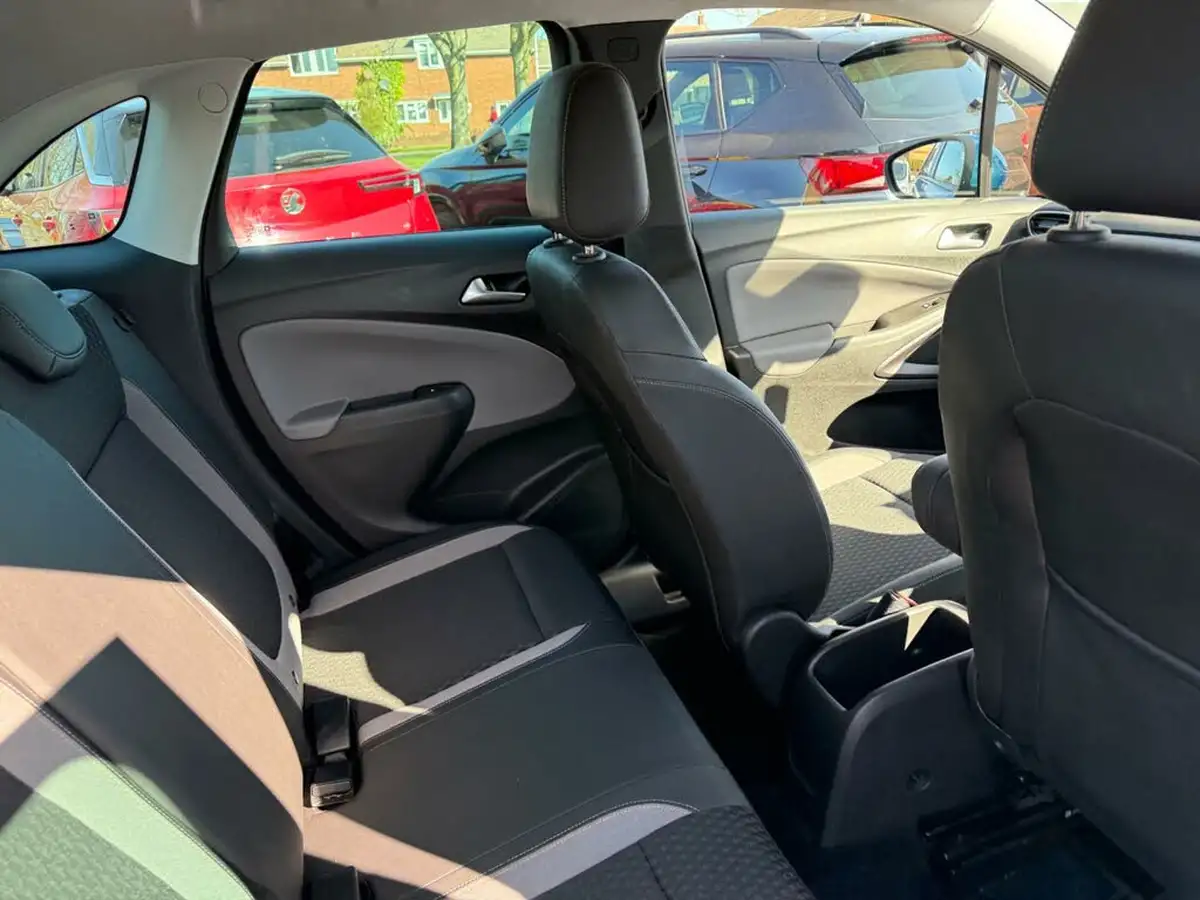 2019-vauxhall-crossland-x-12-elite-nav-110ps-turbo-ss-auto-big-39