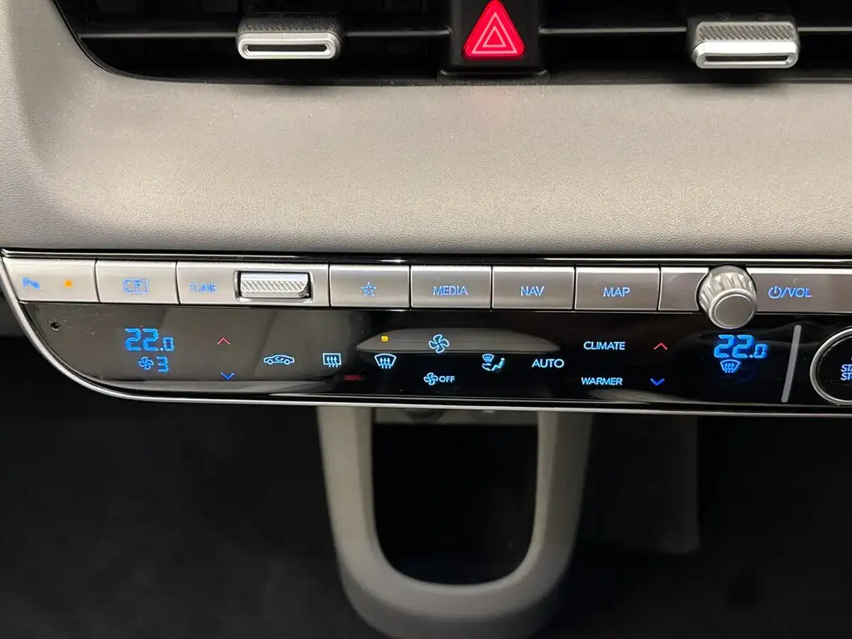 2021-hyundai-ioniq-5-e-ultimate-305ps-73kwh-awd-big-25