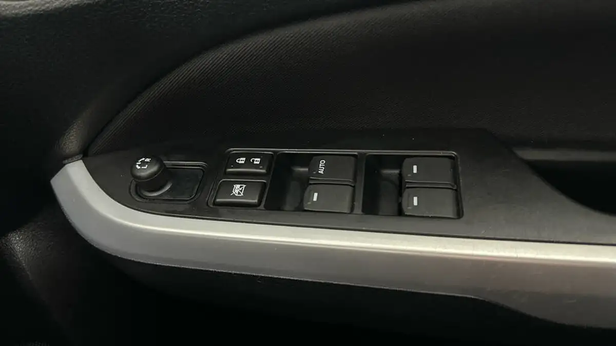 2017-suzuki-vitara-16-sz-t-big-21