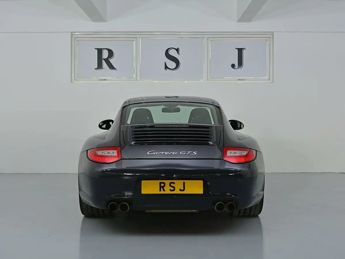 2011-porsche-911-38-carrera-gts-coupe-pdk-big-3