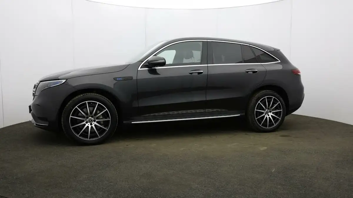 2021-mercedes-benz-eqc-e-eqc-400-amg-line-big-25