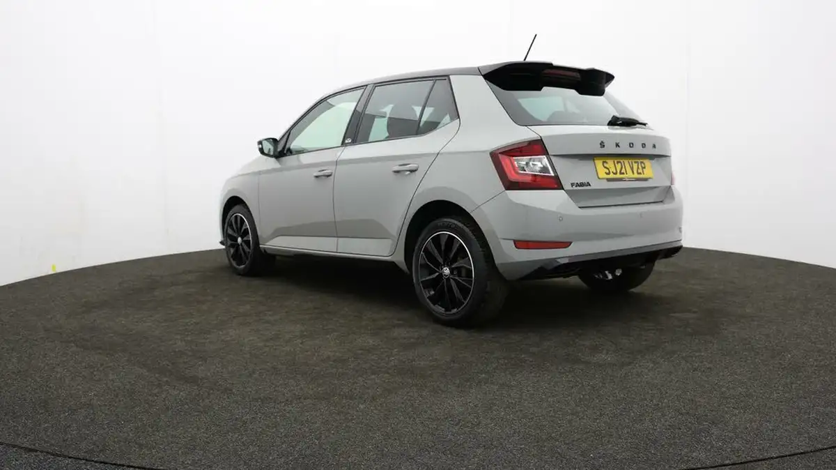 2021-skoda-fabia-10-tsi-monte-carlo-95ps-hatchback-big-4