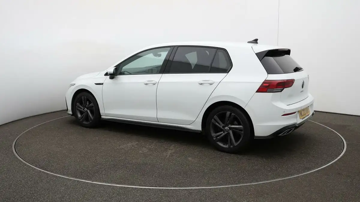 2022-volkswagen-golf-15-tsi-r-line-150ps-hatchback-big-29