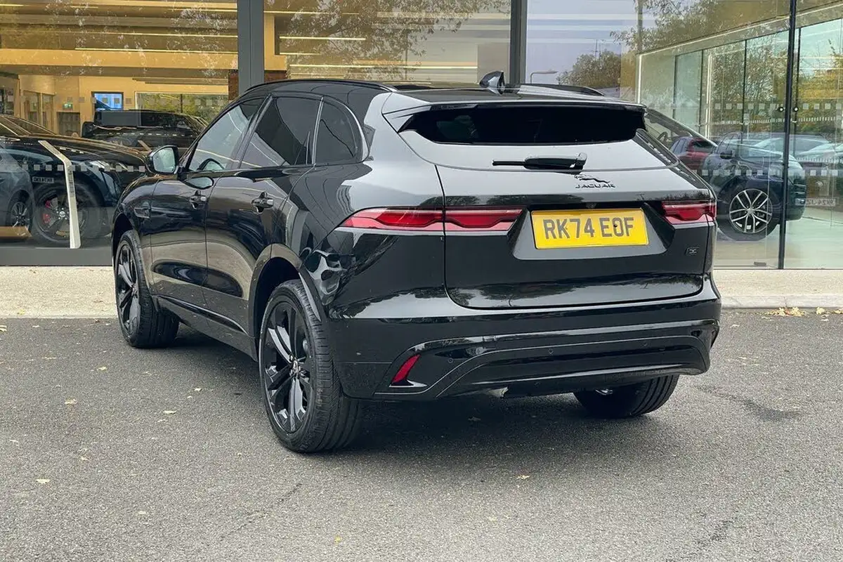 2024-jaguar-f-pace-20-d200-r-dynamic-hse-black-90th-anniversary-edition-big-5