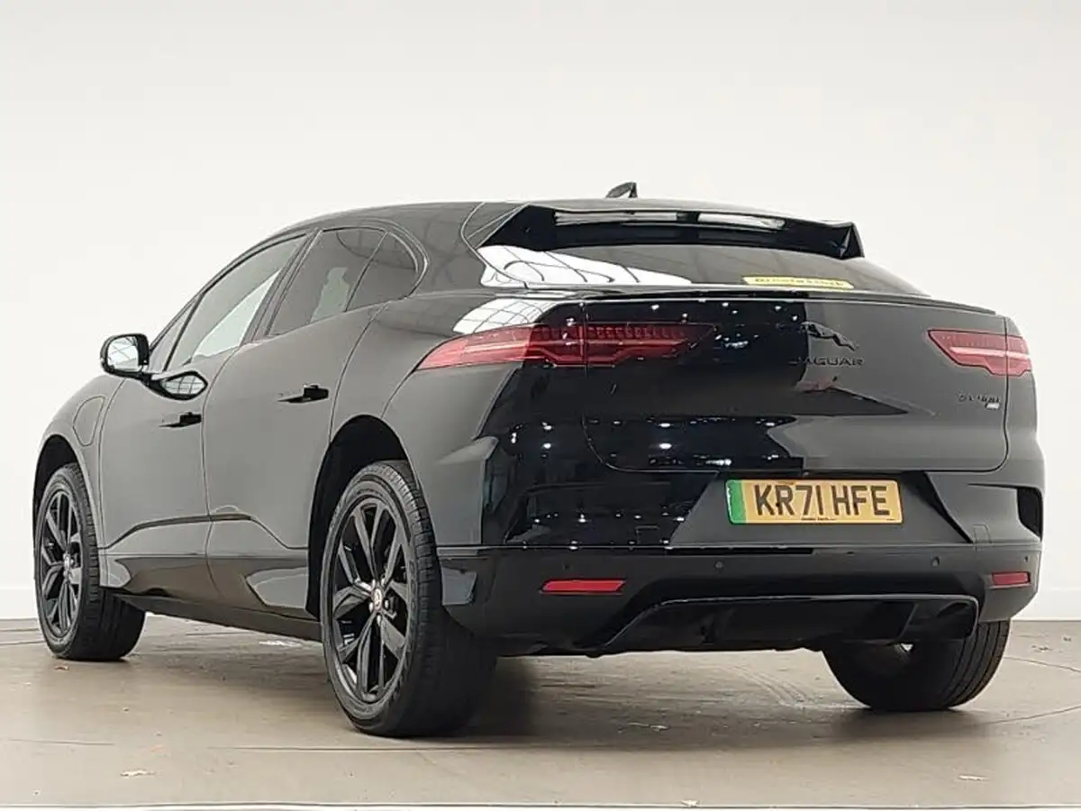 2021-jaguar-i-pace-ev400-black-big-1