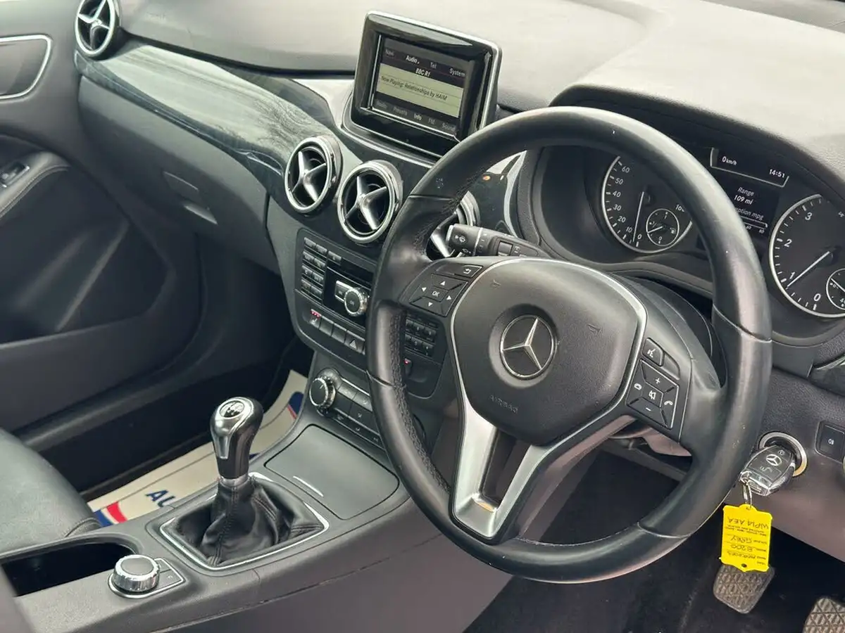 2014-mercedes-benz-b-class-18-cdi-b200-se-18cdi-136bhp-big-7