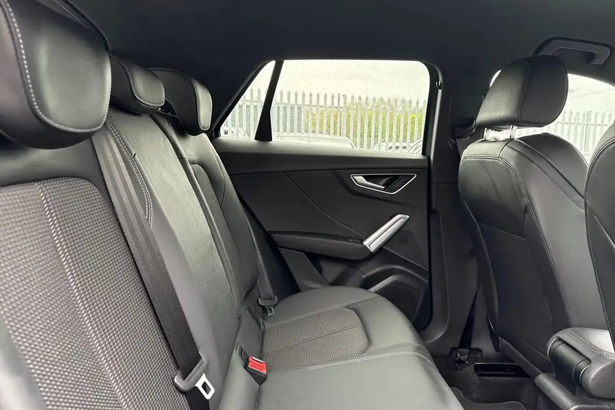 2023-audi-q2-15-35-tfsi-s-line-tronic-big-34