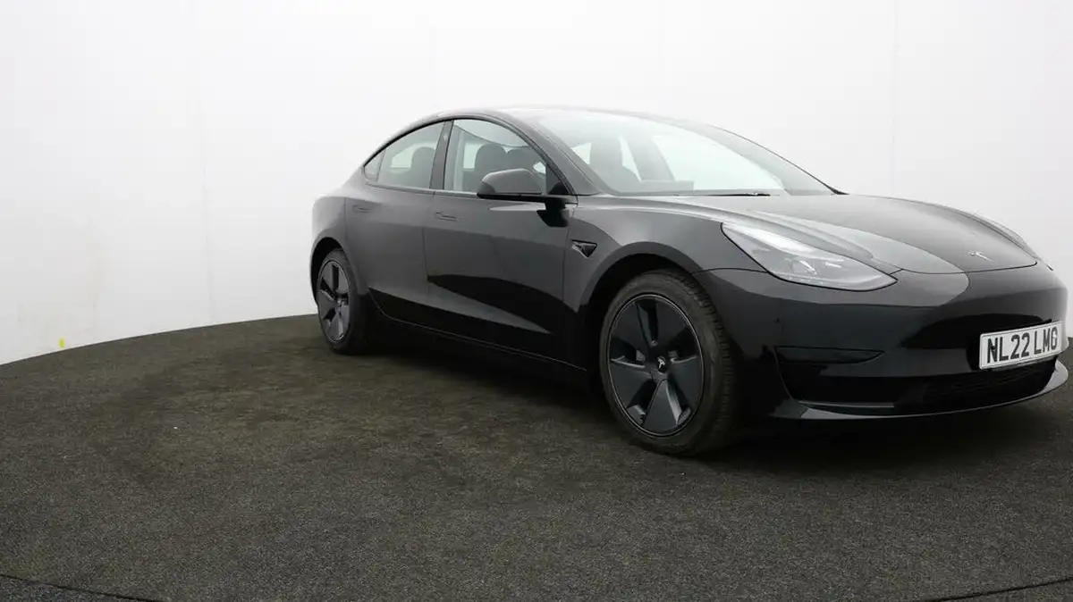 2021-tesla-model-3-e-standard-plus-big-0