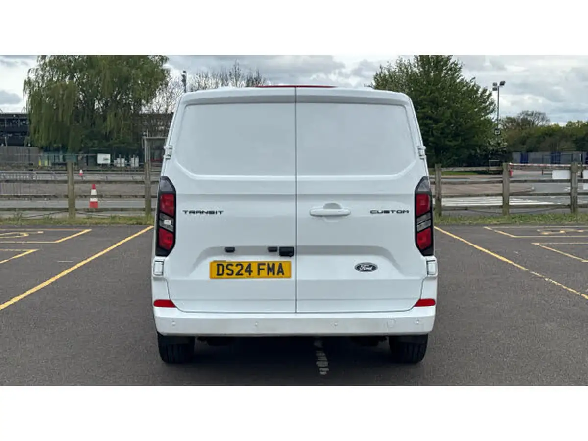 2023-ford-transit-custom-20tdci-300-l1h1-limited-136pseu6e-panel-van-1996cc-big-10