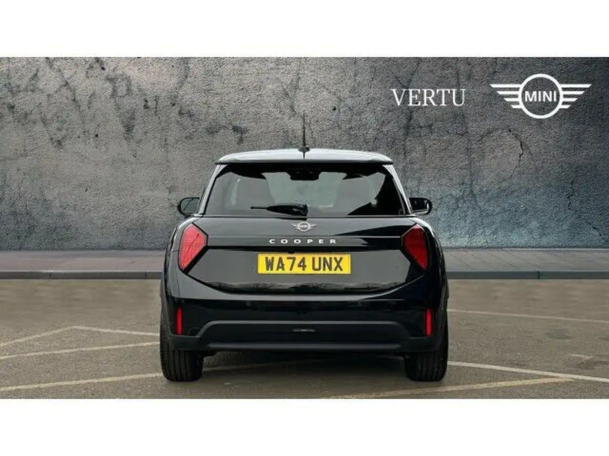 2024-mini-cooper-15-cooper-c-exclusive-3d-big-14