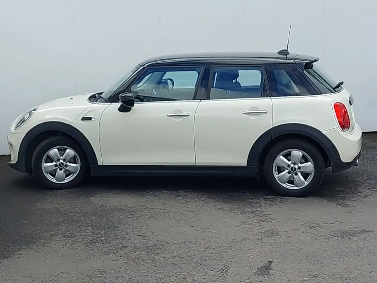 2019-mini-cooper-15-cooper-classic-hatchback-5d-big-3