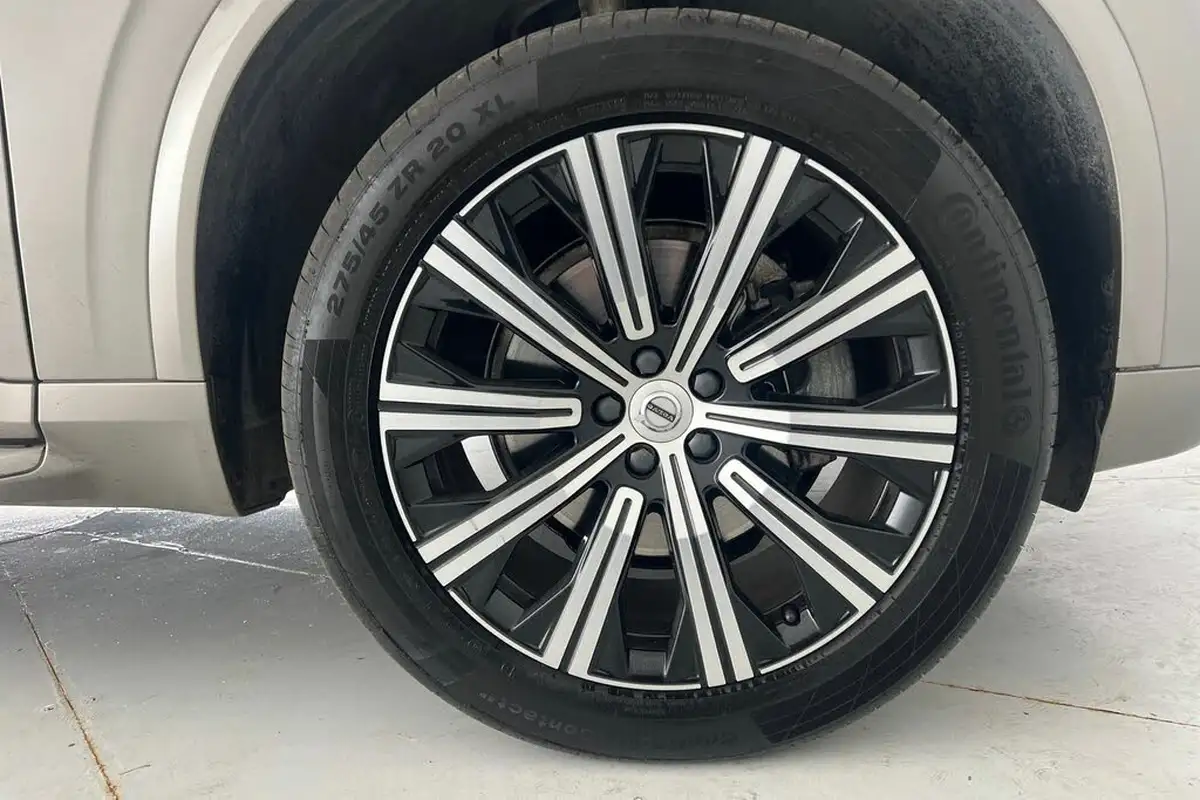 2021-volvo-xc90-20td-b5-inscription-big-23