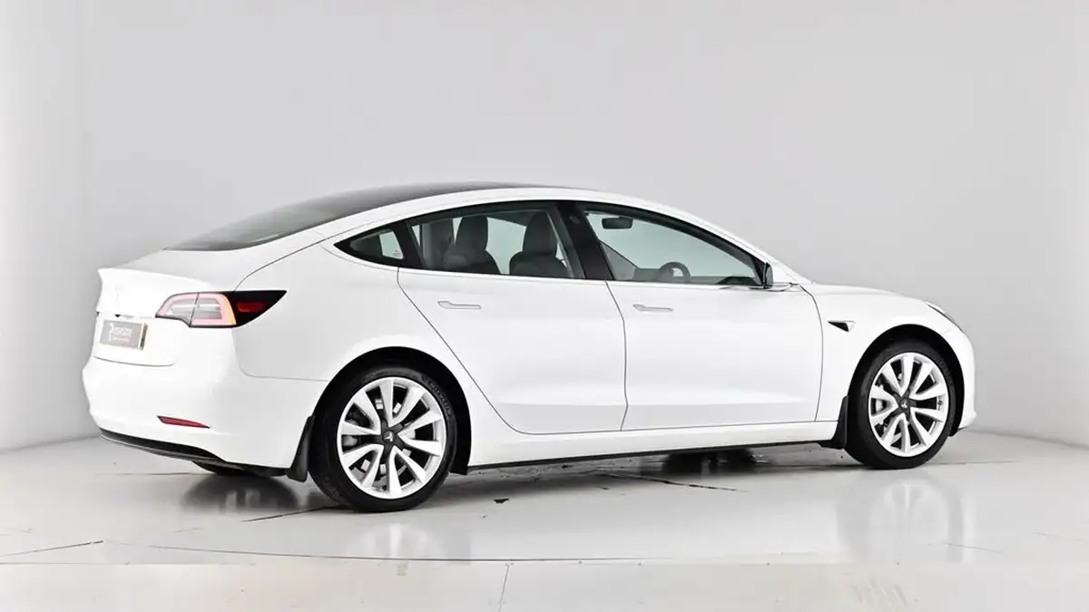 2020-tesla-model-3-e-standard-plus-big-76