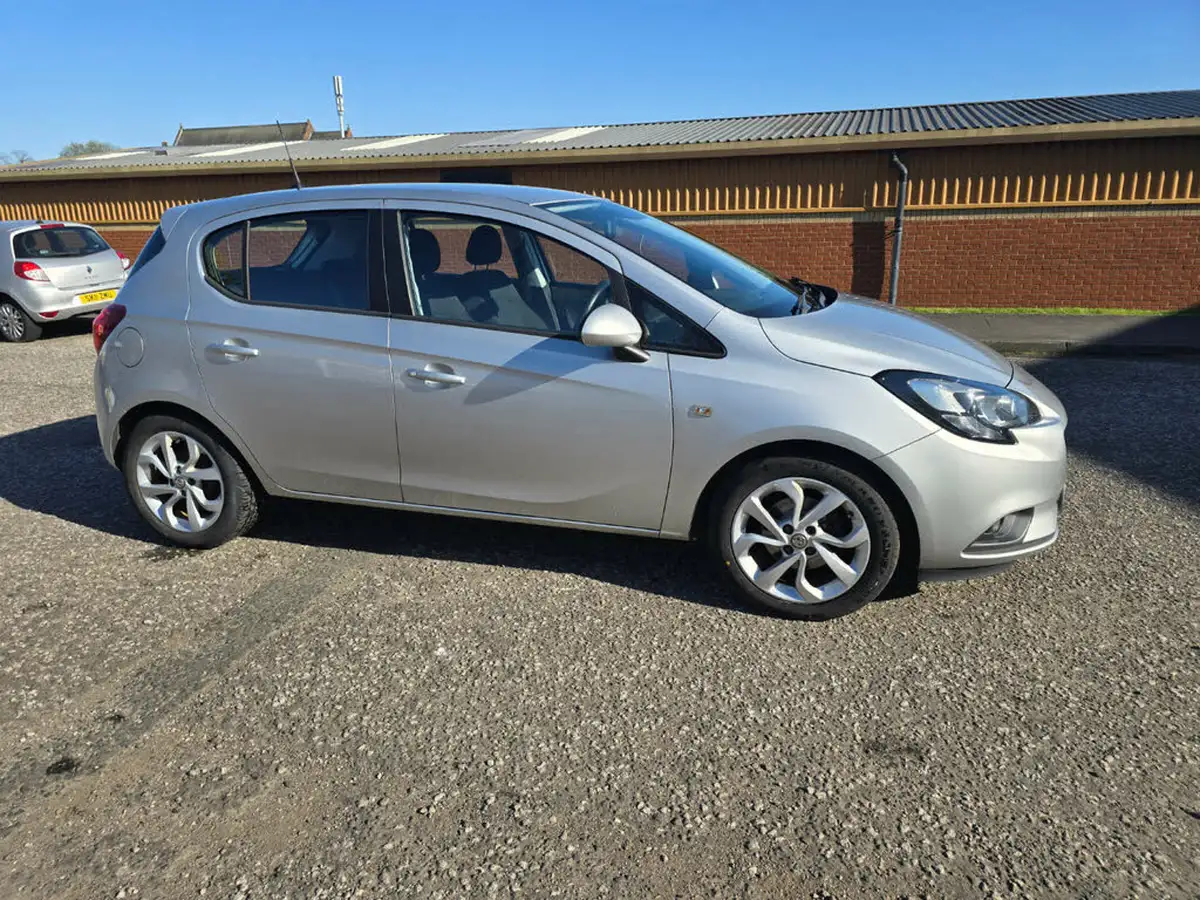 2015-vauxhall-corsa-14-excite-ac-90ps-ecoflex-5d-1398cc-big-41
