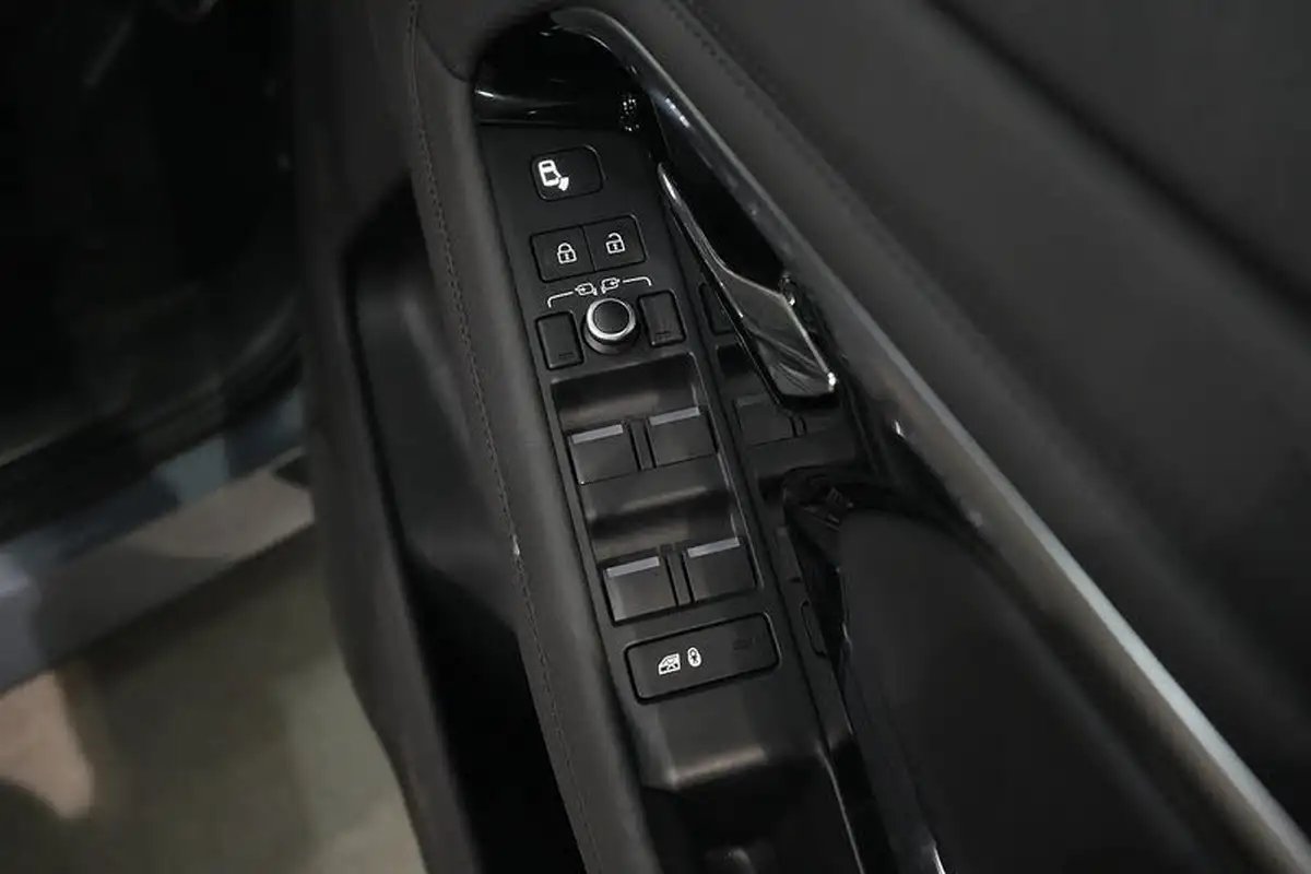 2021-land-rover-range-rover-evoque-20-d200-r-dynamic-se-big-28