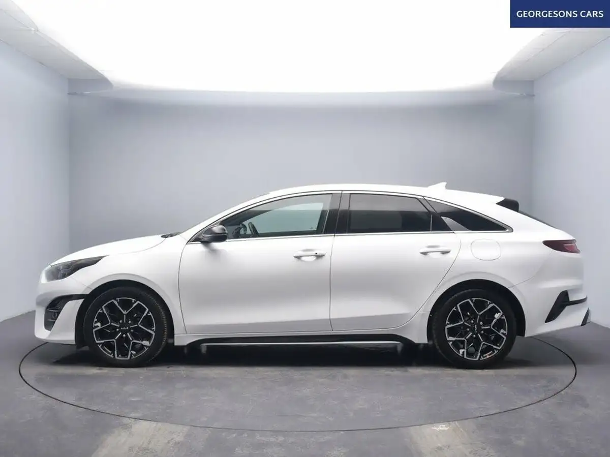 2022-kia-pro-ceed-15-t-gdi-gt-line-big-2