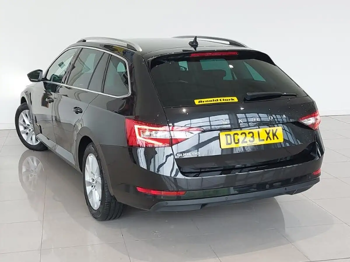 2023-skoda-superb-15-tsi-se-technology-estate-dsg-big-1