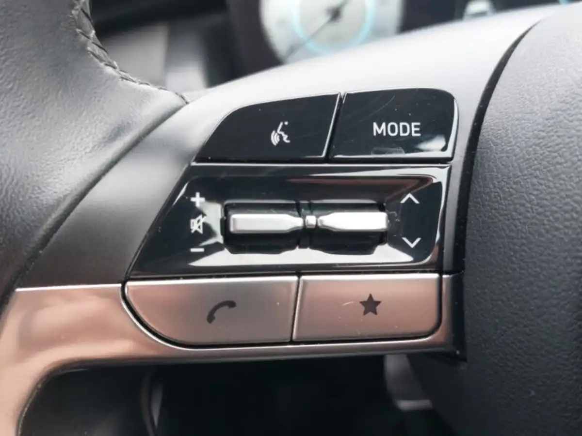 2022-hyundai-tucson-16-t-gdi-premium-150ps-big-12