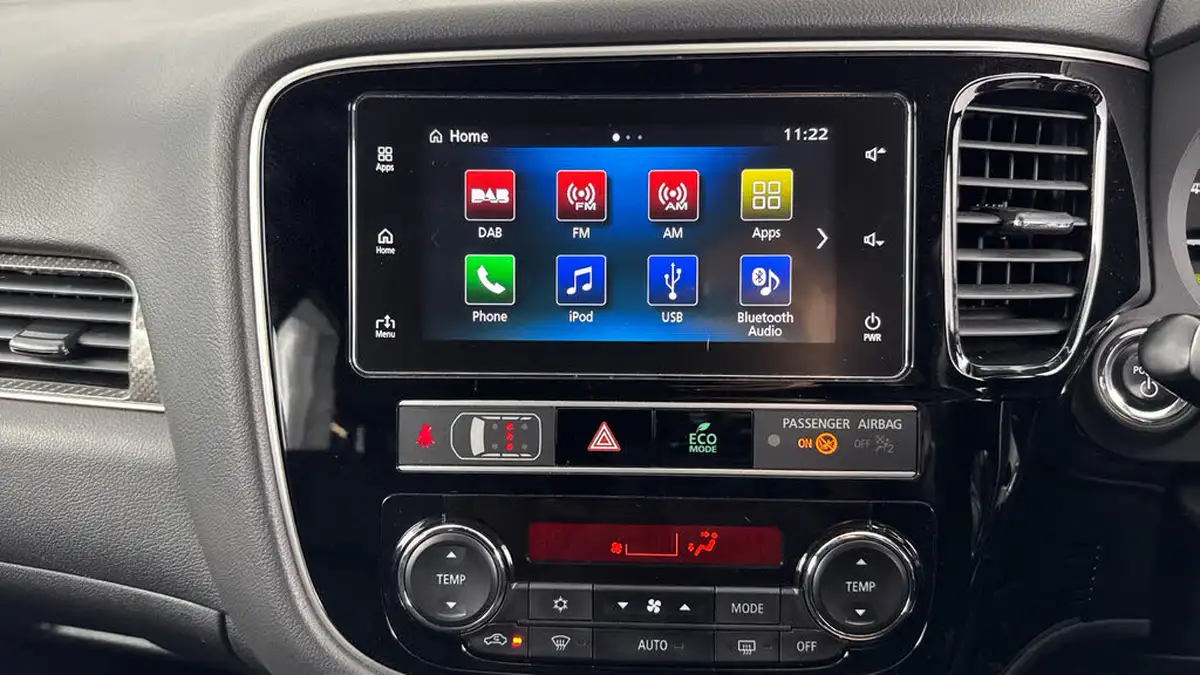 2019-mitsubishi-outlander-24-4h-phev-big-15