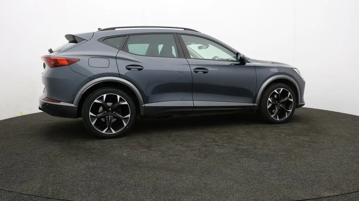 2021-cupra-formentor-14-e-hybrid-v2-big-28