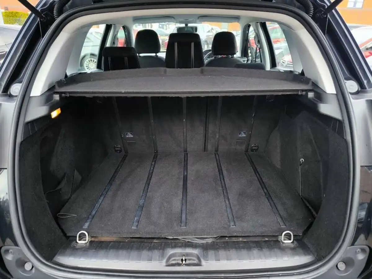 2014-peugeot-2008-crossover-14hdi-active-70bhp-big-16