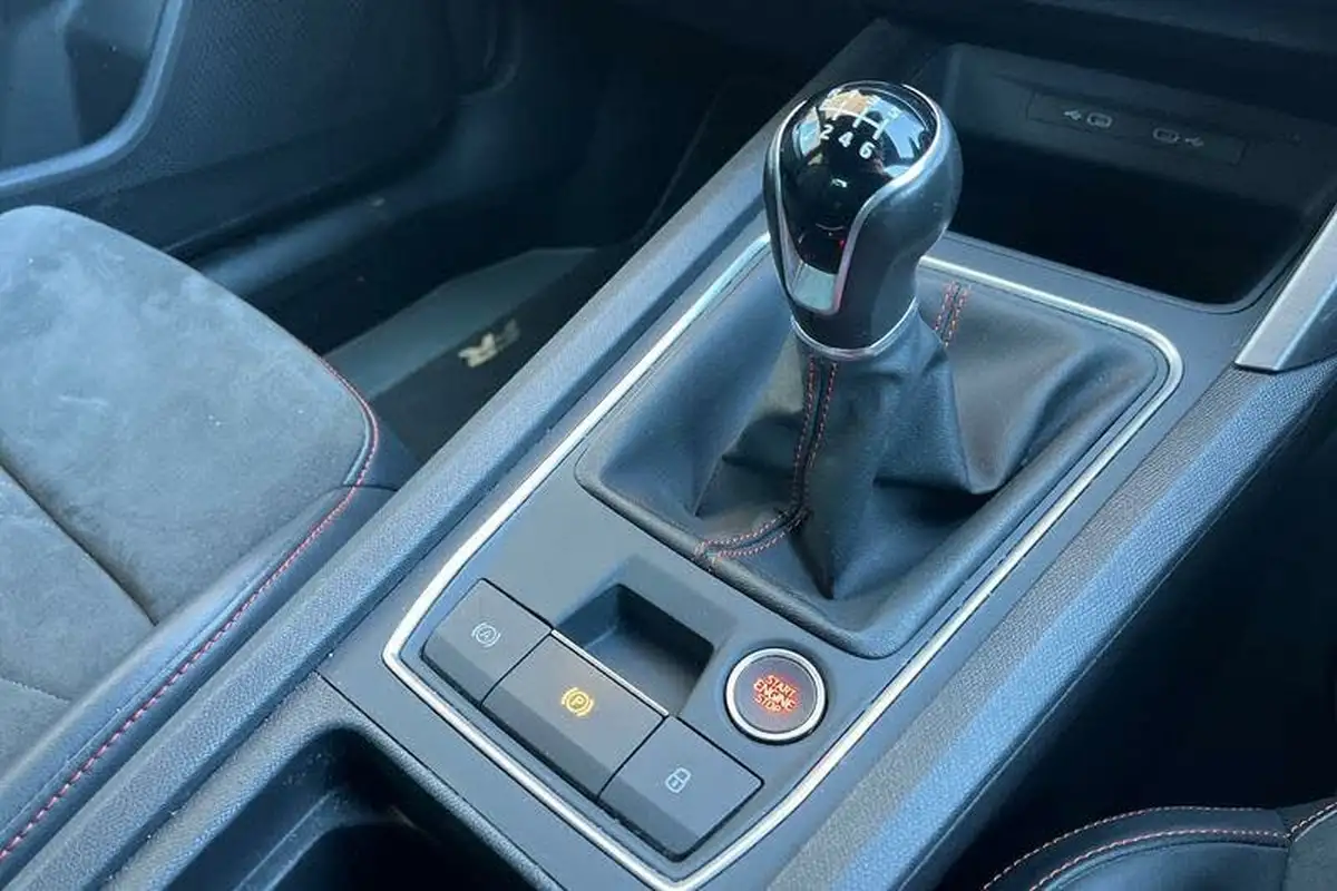 2022-seat-leon-15-tsi-evo-fr-sport-150ps-hatchback-big-23