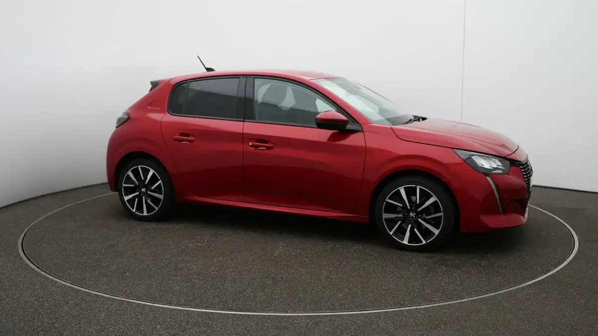 2020-peugeot-208-12-puretech-allure-100bhp-big-40