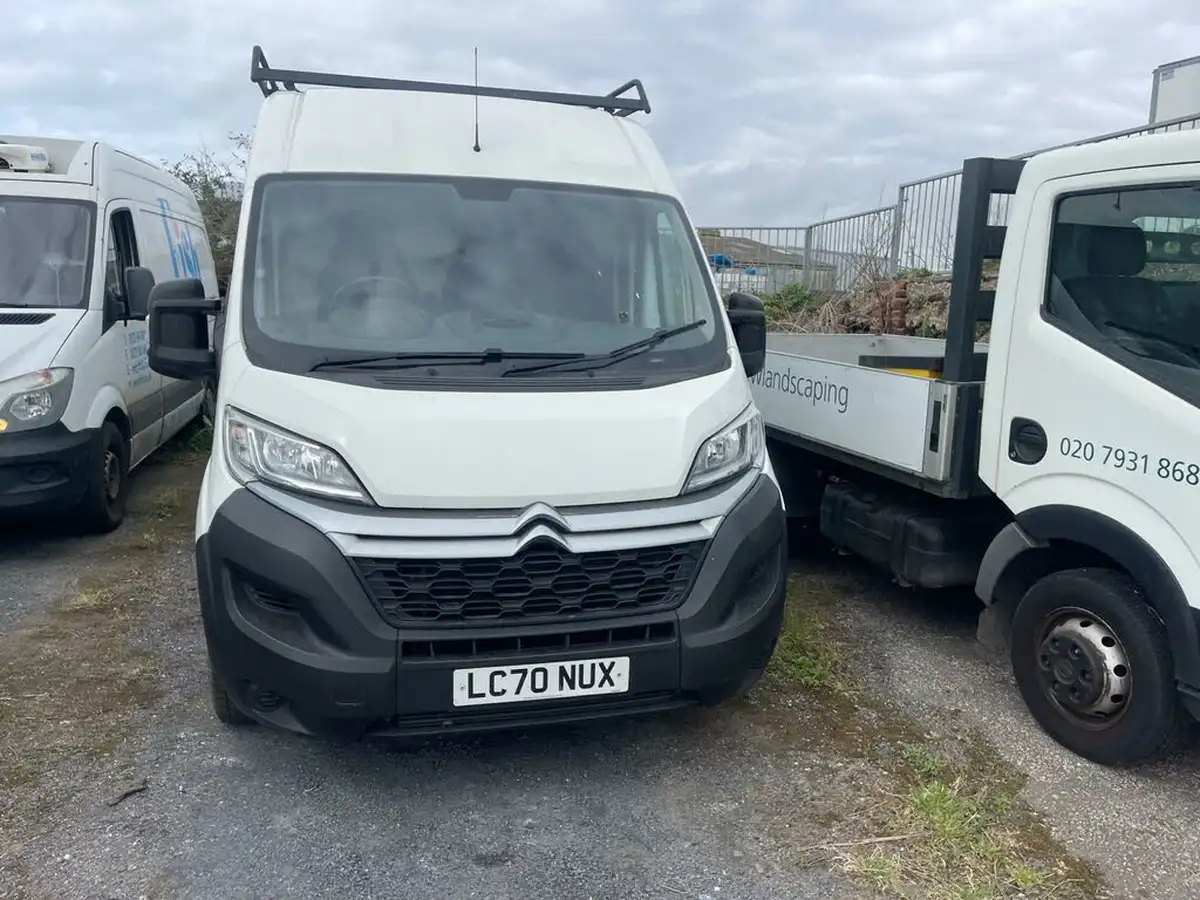 2020-citroen-relay-22bluehdi-35-l2h2-enterprise-big-4