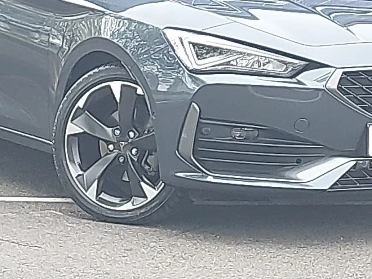 2024-cupra-leon-nf-15-etsi-v1-hatchback-big-8