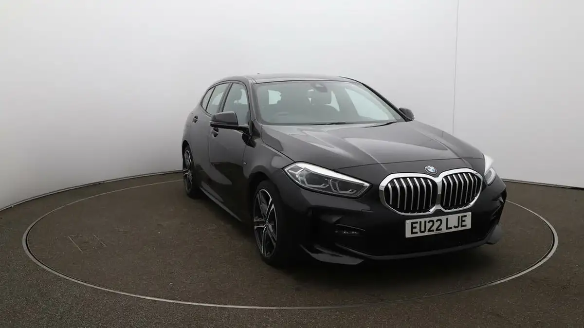 2022-bmw-1-series-15-118i-m-sport-lcp-big-35