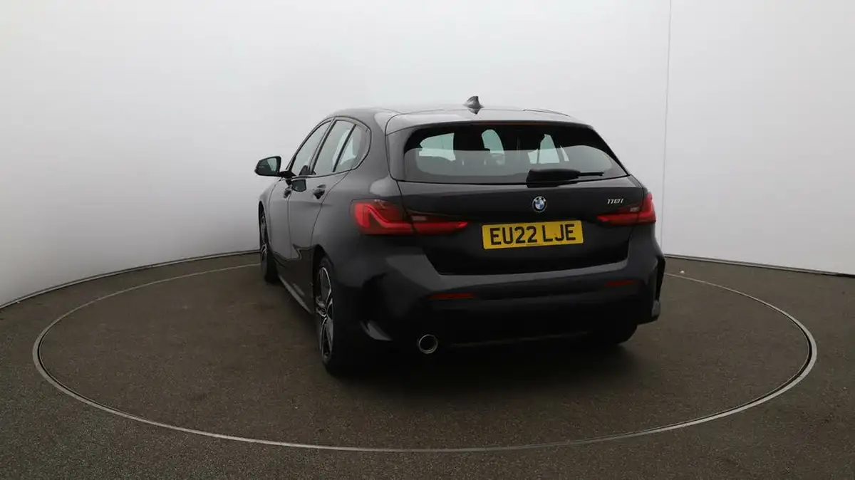 2022-bmw-1-series-15-118i-m-sport-lcp-big-59