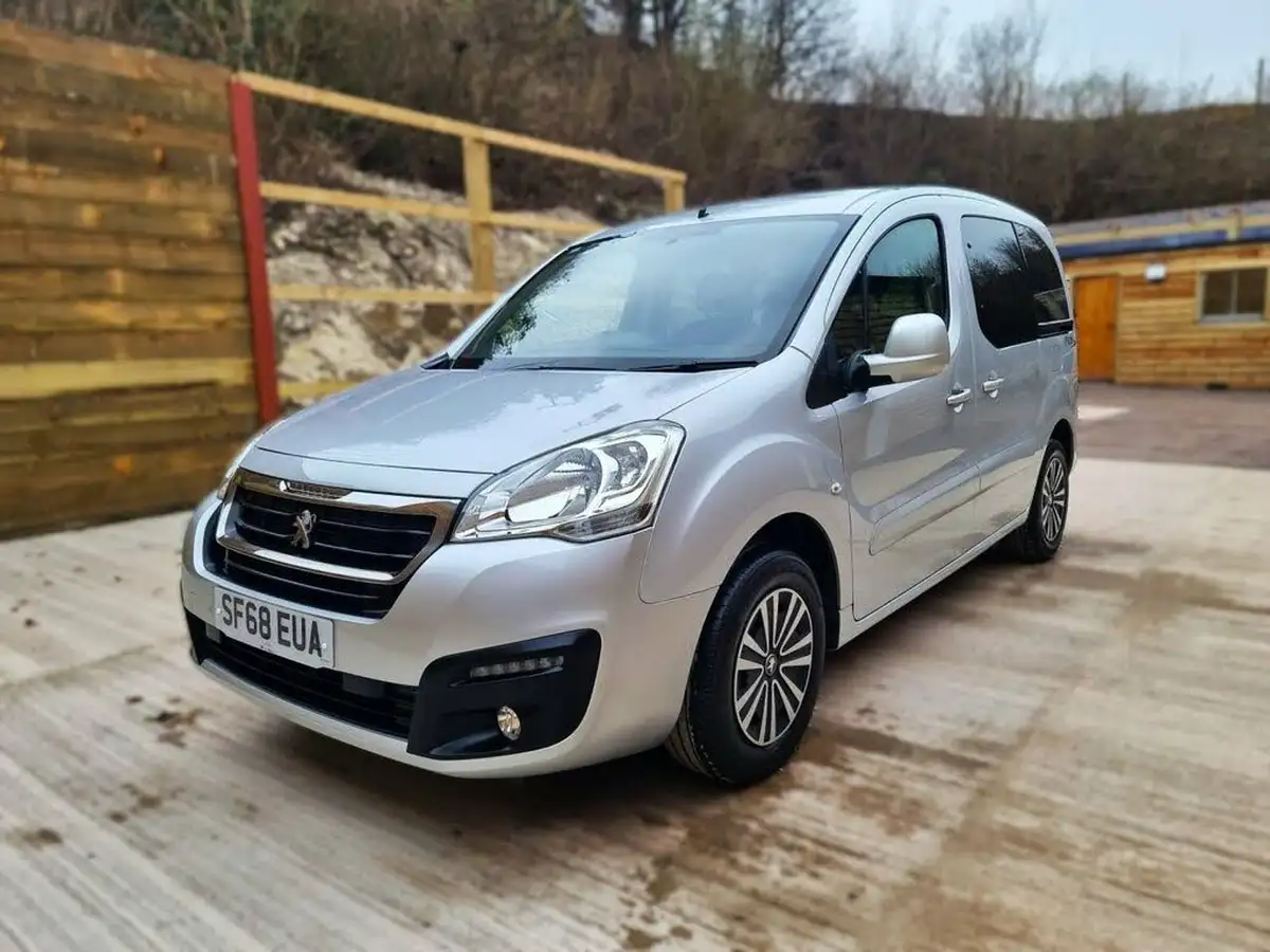 2018-peugeot-partner-big-5