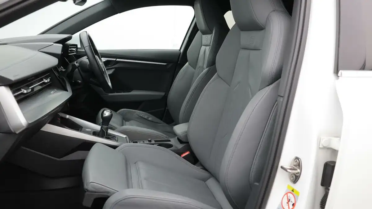 2021-audi-a3-15-35-tfsi-s-line-sportback-5d-big-14
